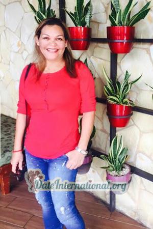 156376 - Jasmine Age: 58 - Costa Rica