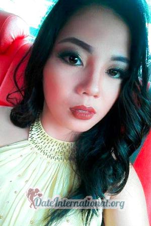 Philippines women