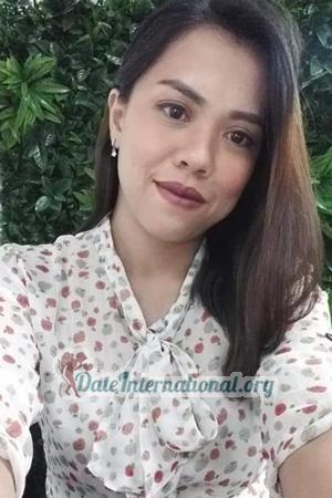 Philippines women