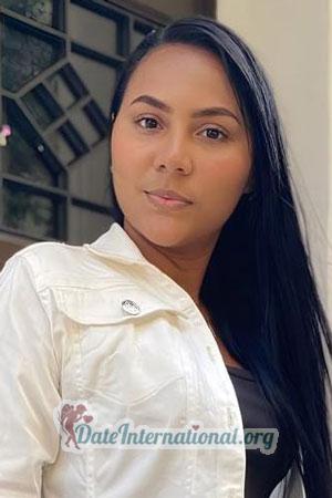 213131 - Giselle Age: 24 - Colombia