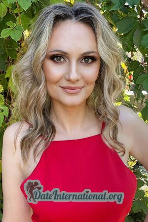222277 - Alla Age: 45 - Ukraine