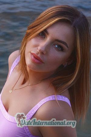 224794 - Kseniia Age: 35 - Ukraine