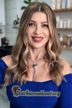 225051 - Larysa Age: 60 - Ukraine
