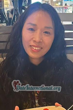 225139 - Kelly Age: 50 - China