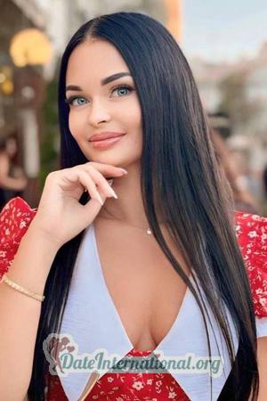 225395 - Viktoriia Age: 33 - Ukraine