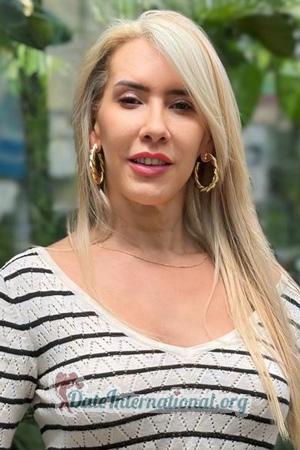 225516 - Diana Age: 56 - Colombia