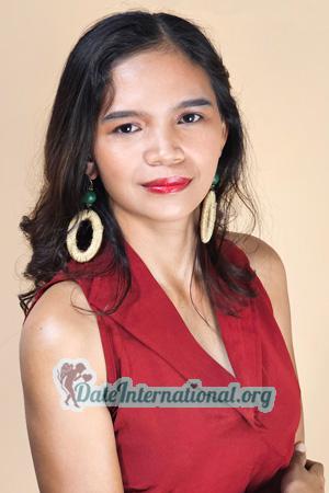 225618 - Leslie Age: 24 - Philippines