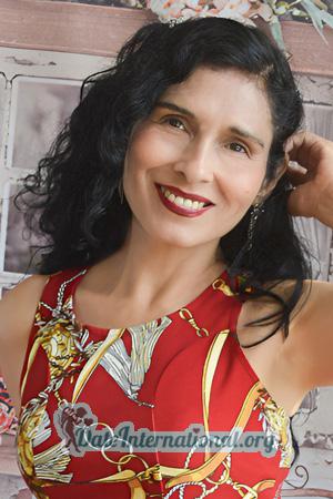 226405 - Beatriz Age: 56 - Peru