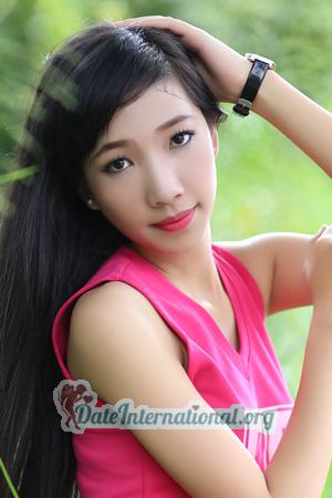 227011 - Thi Thuy Tram Age: 40 - Vietnam