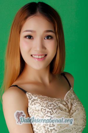 227326 - Fangfang Age: 34 - China