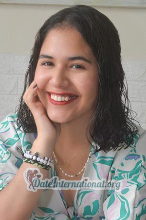 227604 - Josselyn Age: 25 - Peru