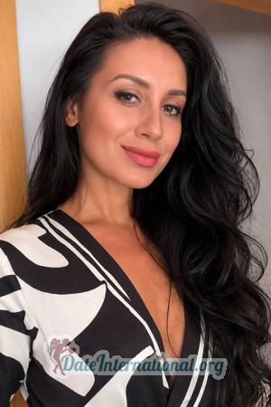 228063 - Yanina Age: 38 - Ukraine
