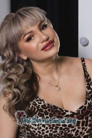 228693 - Elina Age: 56 - Ukraine