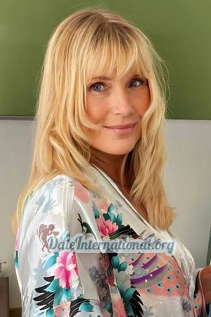 228992 - Svitlana Age: 56 - Ukraine